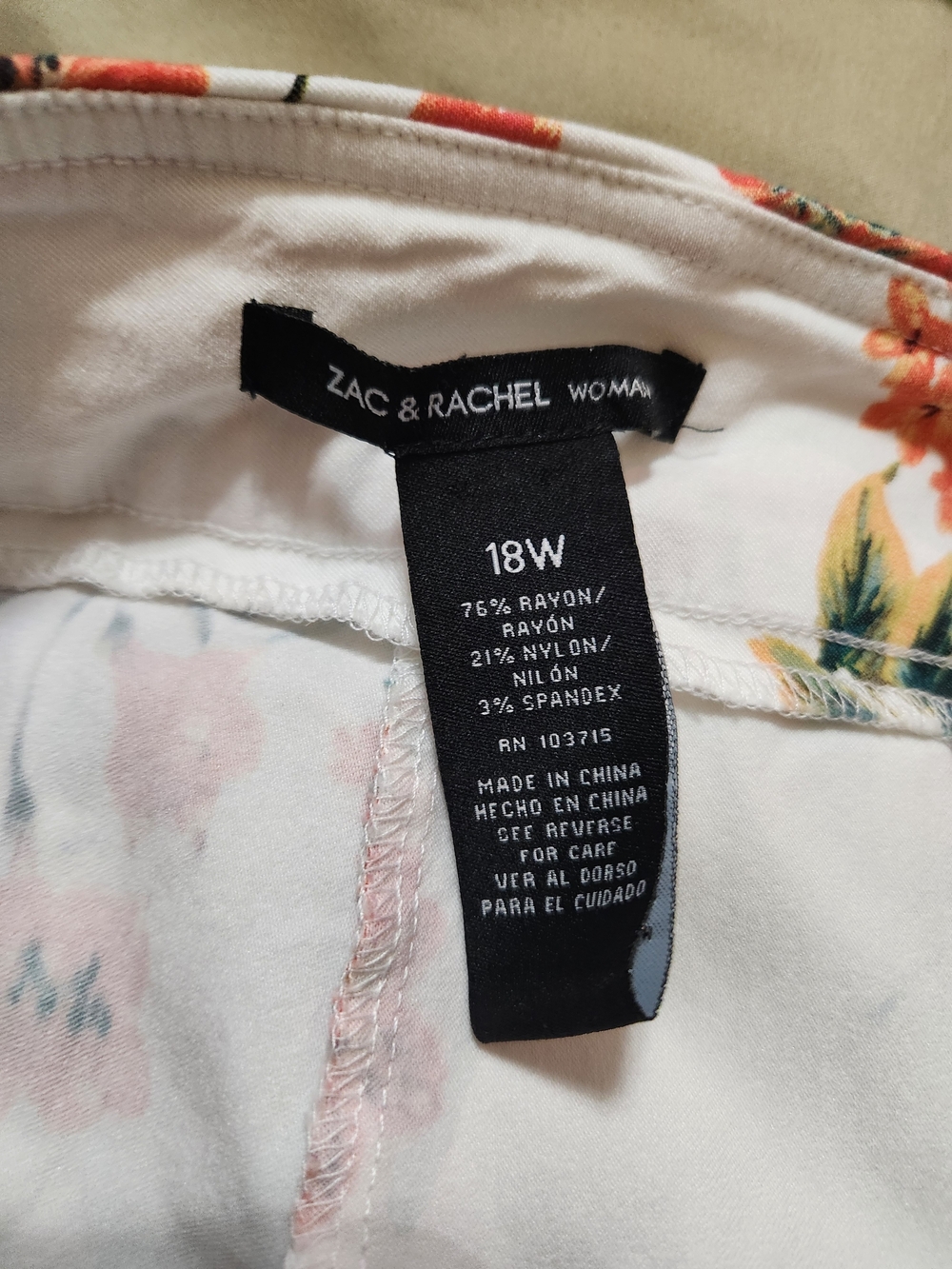 Zac & Rachel Floral White Women's SHORTS— White with Orange Floral